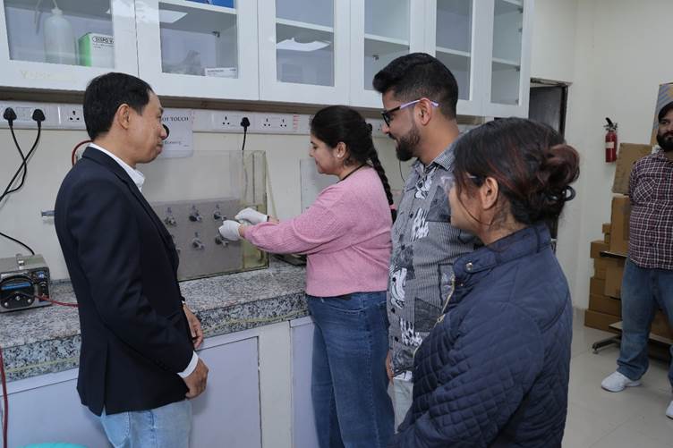 2D Sand Tank Experiment